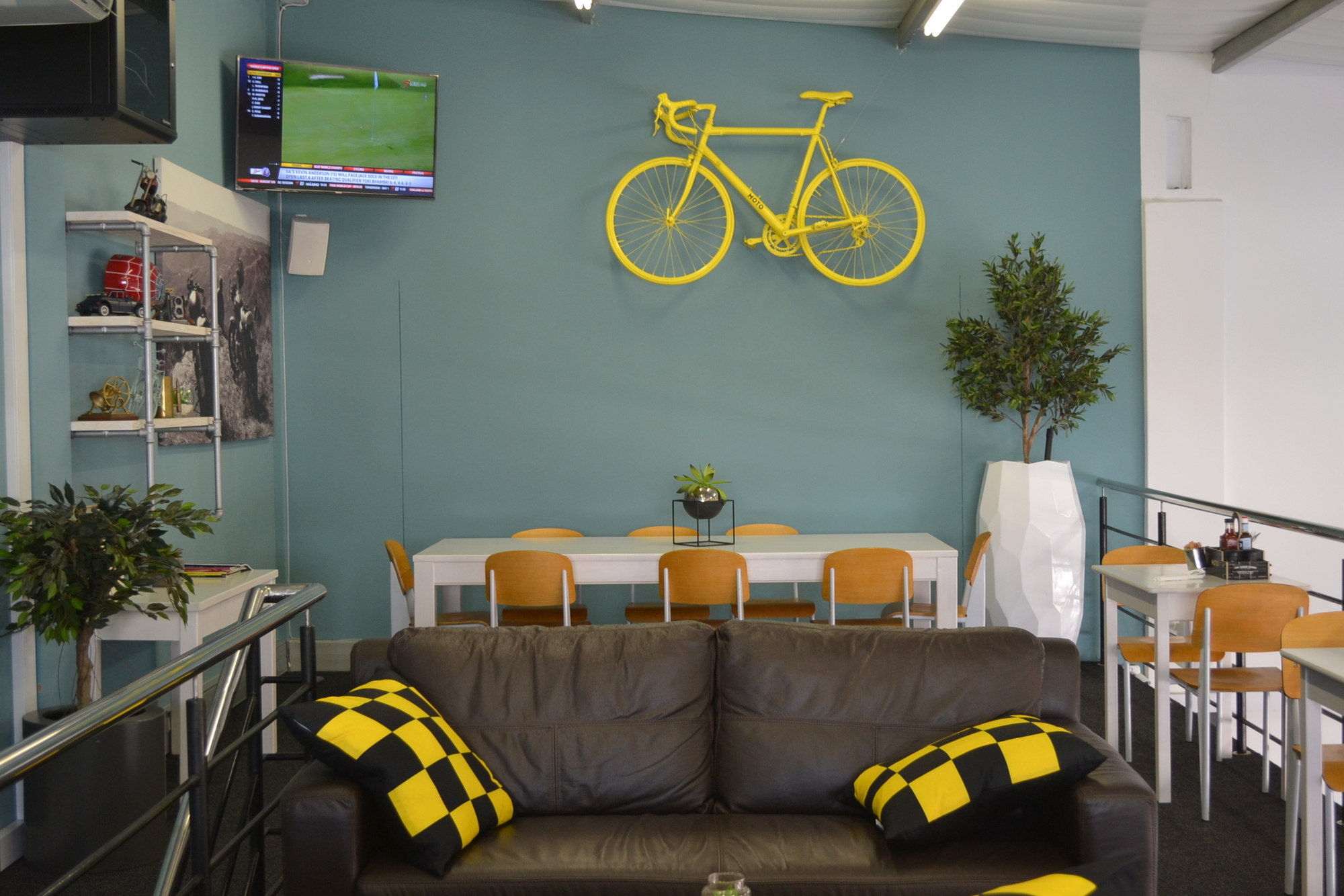 Moto Cafe