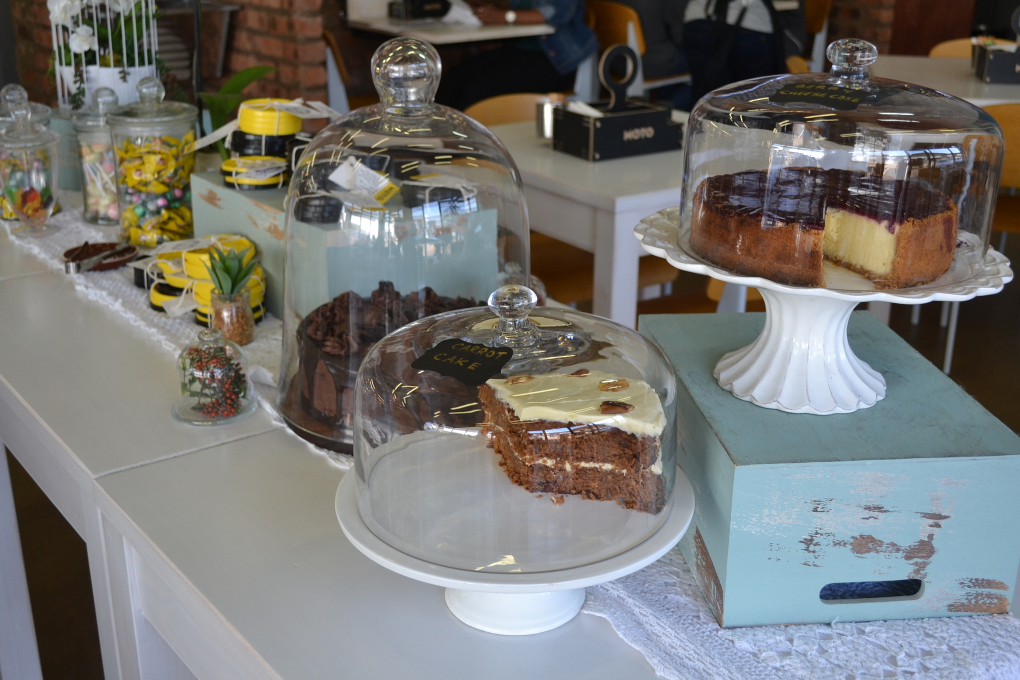 Moto Cafe Cake